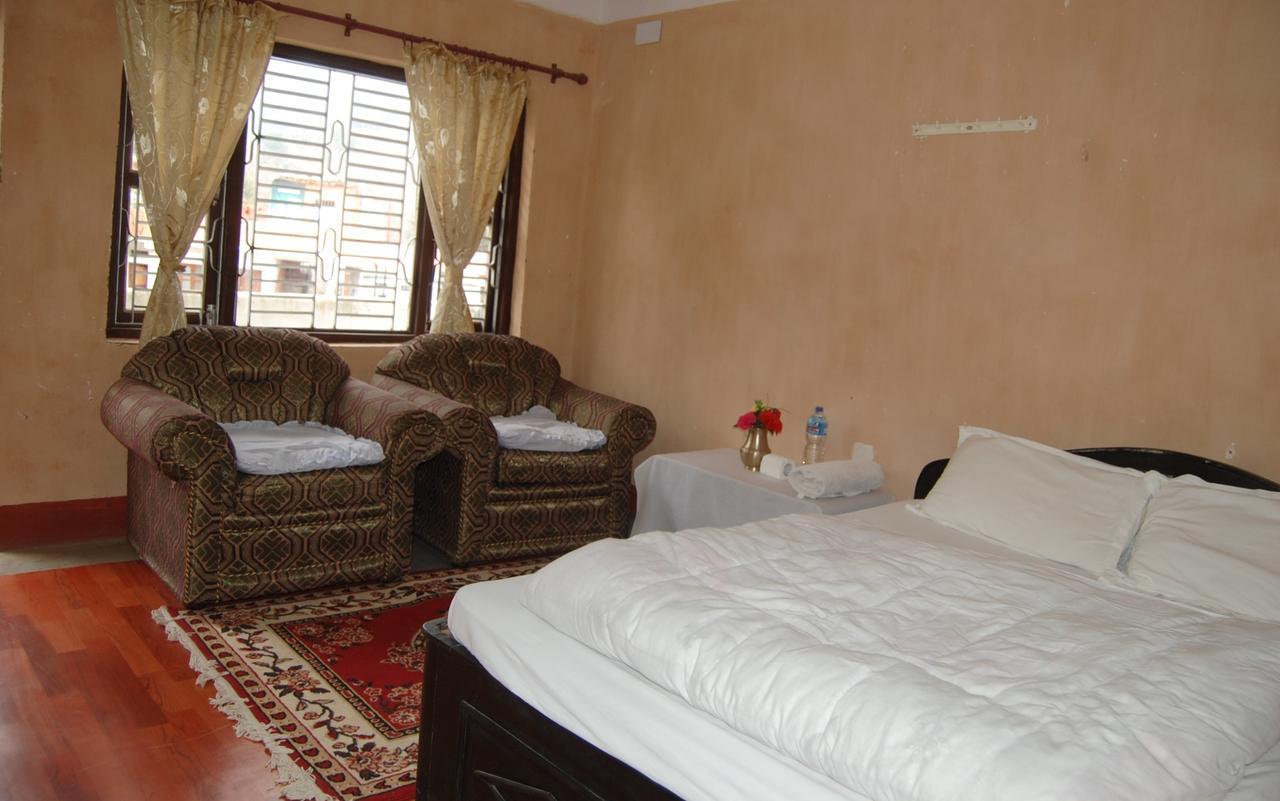 Shrestha Hotel & Restaurant حديقة بانديبور الوطنية المظهر الخارجي الصورة
